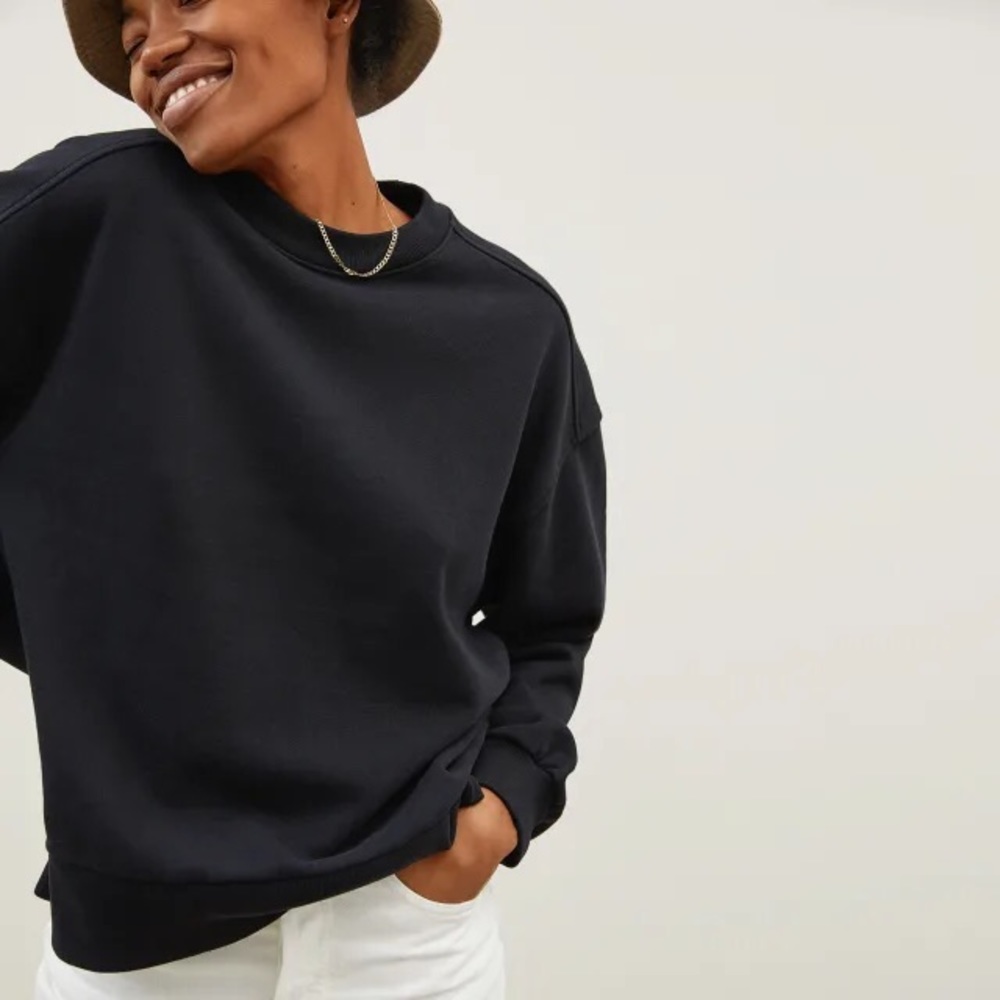 Everlane The Track Oversized Crew Sweatshirt in Black